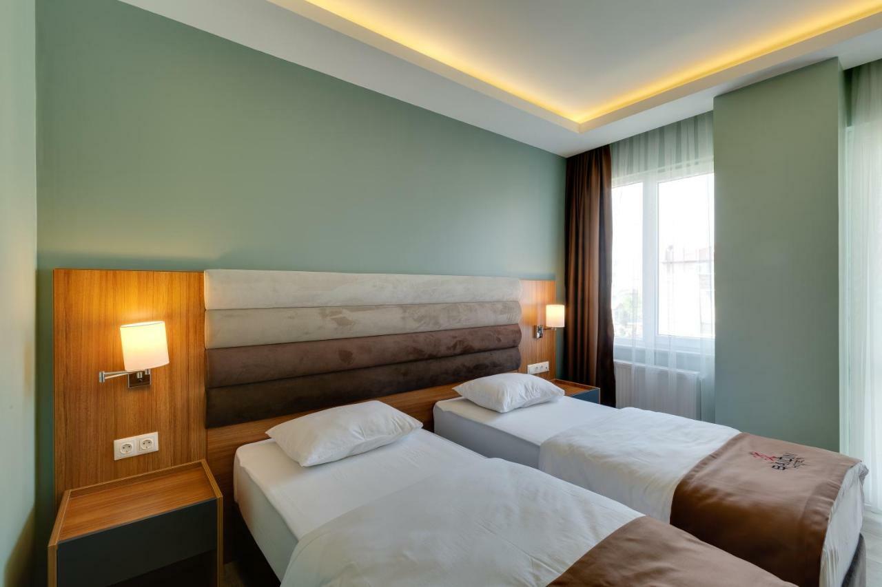 City Hotel Batumi Zewnętrze zdjęcie