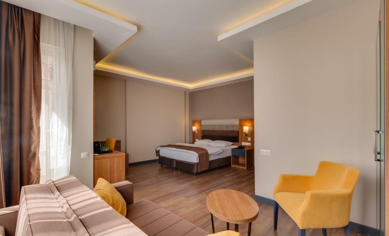 City Hotel Batumi Zewnętrze zdjęcie